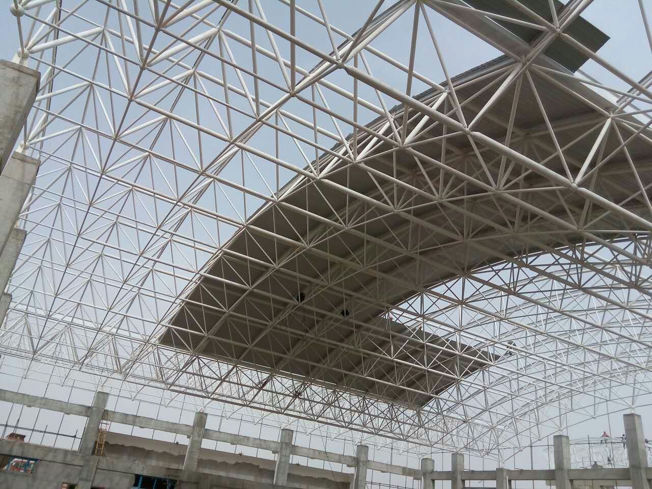 太原青岛一汽网架
